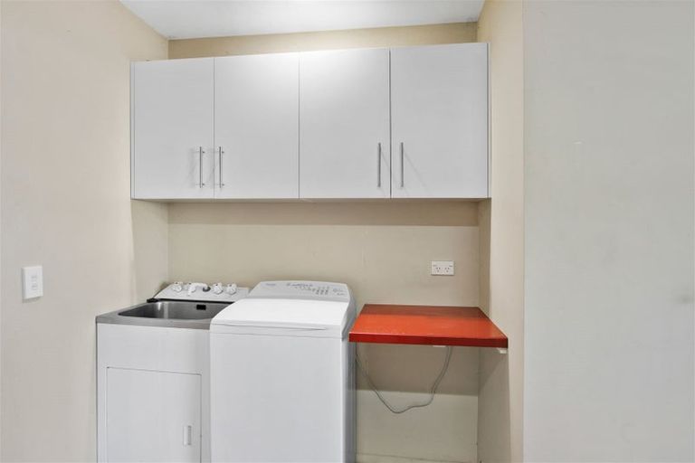 Photo of property in 14 James Drive, Woodend, 7610