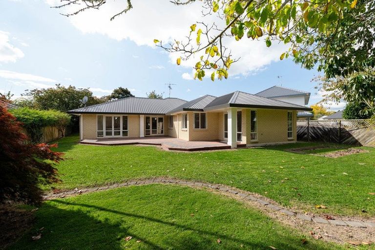 Photo of property in 38 Harrowfield Drive, Harrowfield, Hamilton, 3210