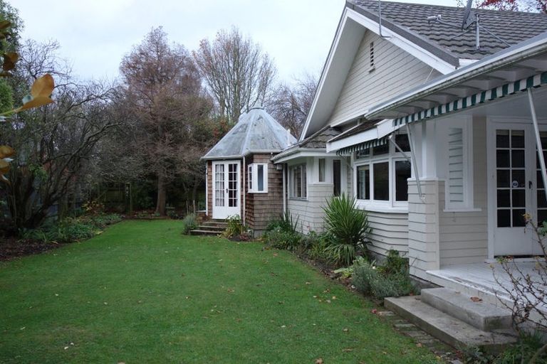 Photo of property in 38 Hamilton Avenue, Ilam, Christchurch, 8041