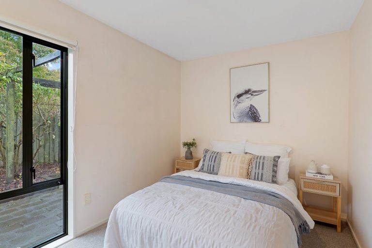 Photo of property in 2/56 Kotare Street, Fendalton, Christchurch, 8041