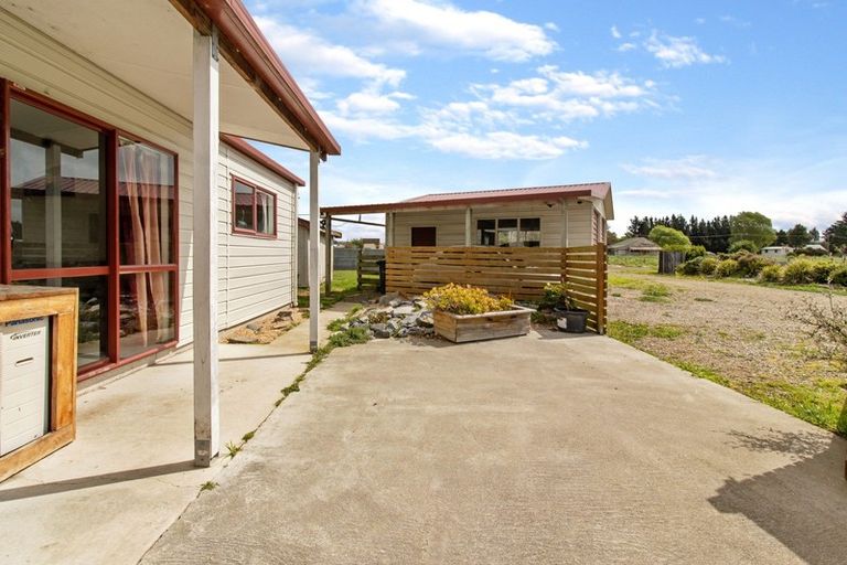 Photo of property in 26 Alice Street, Morven, Waimate, 7980