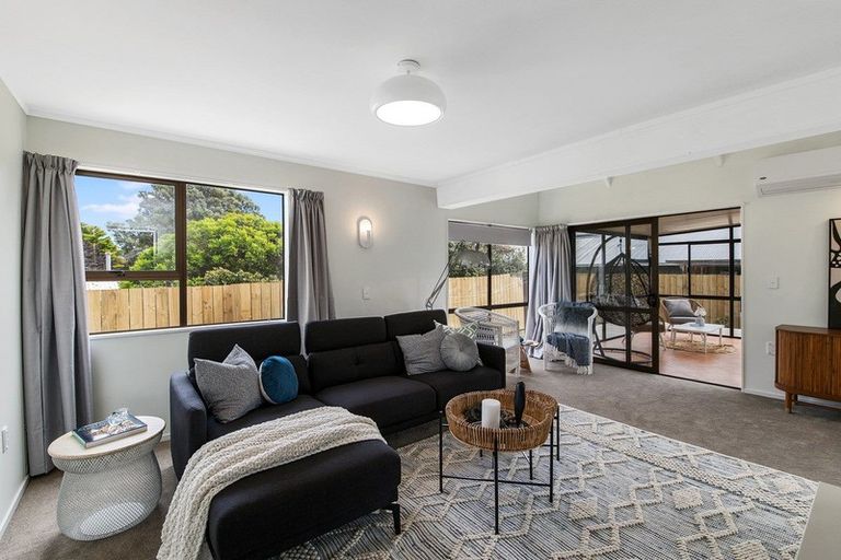 Photo of property in 189 Tutere Street, Waikanae Beach, Waikanae, 5036