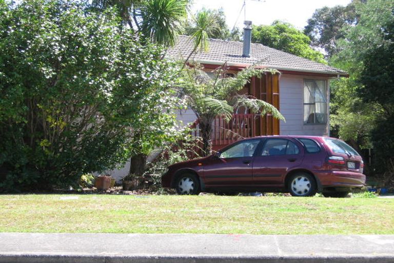 Photo of property in 71 Awaruku Road, Torbay, Auckland, 0630