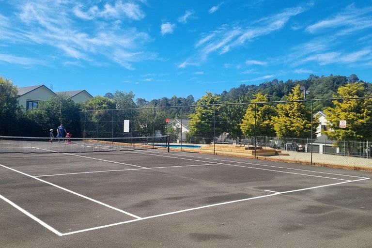 Photo of property in 21/11 The Avenue, Albany, Auckland, 0632