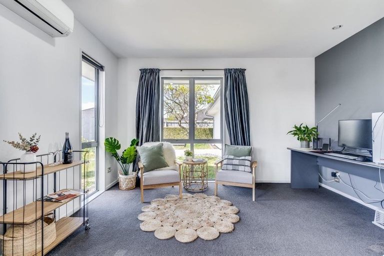 Photo of property in 14 Gosling Crescent, Halswell, Christchurch, 8025