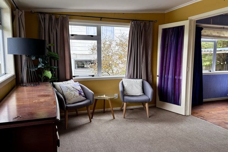 Photo of property in 76 Bays Road, Orere Point, Papakura, 2585