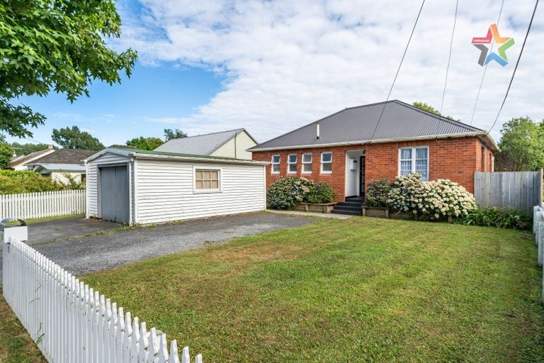 Photo of property in 55 Shearer Crescent, Naenae, Lower Hutt, 5011