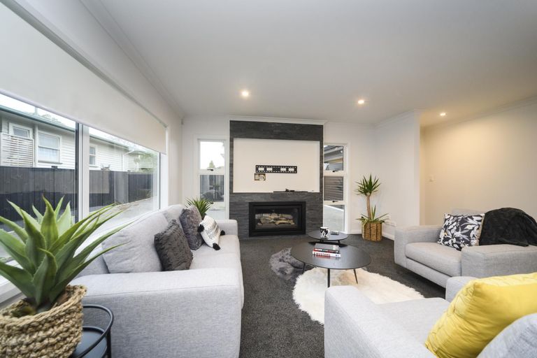 Photo of property in 29a Raglan Avenue, Cloverlea, Palmerston North, 4412