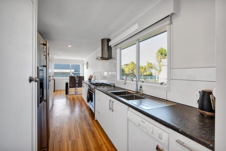 Photo of property in 197 Bridge Street, Eltham, 4322