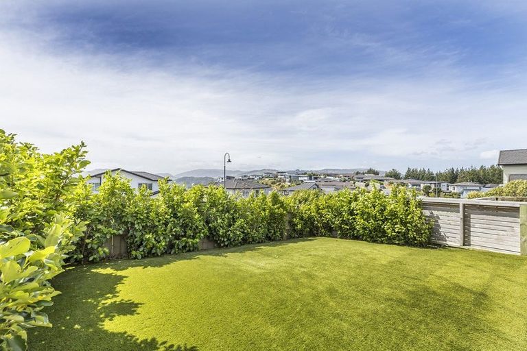 Photo of property in 84 Endeavour Drive, Whitby, Porirua, 5024
