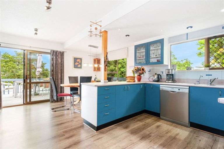 Photo of property in 14 Mariposa Place, Te Kamo, Whangarei, 0112