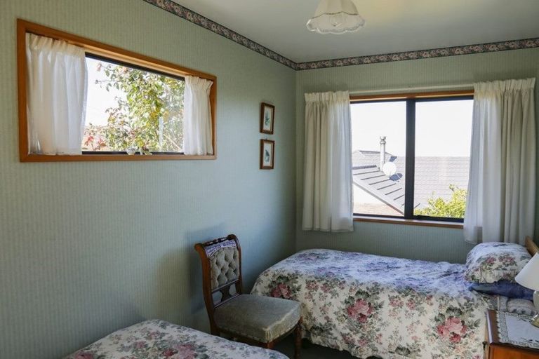 Photo of property in 22 Jessop Street, South Hill, Oamaru, 9400