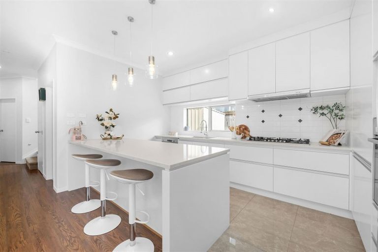 Photo of property in 9 Rohi Place, Flat Bush, Auckland, 2019