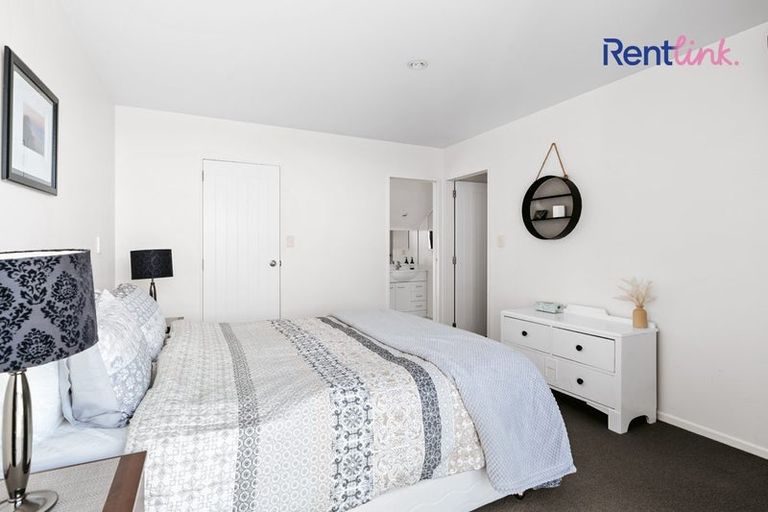 Photo of property in 16d May Street, Mount Maunganui, 3116