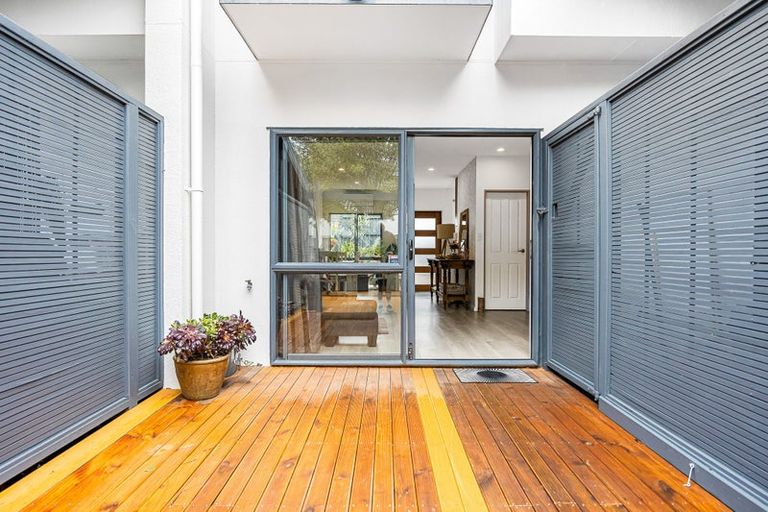 Photo of property in 63 Rakich Place, Henderson, Auckland, 0612