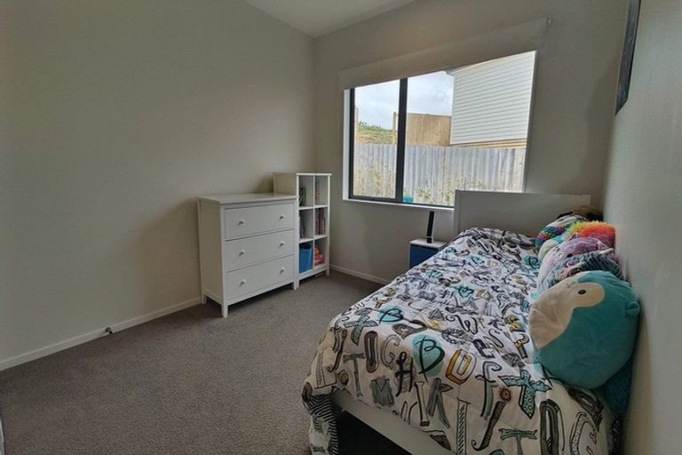 Photo of property in 120 Parkview Drive, Gulf Harbour, Whangaparaoa, 0930