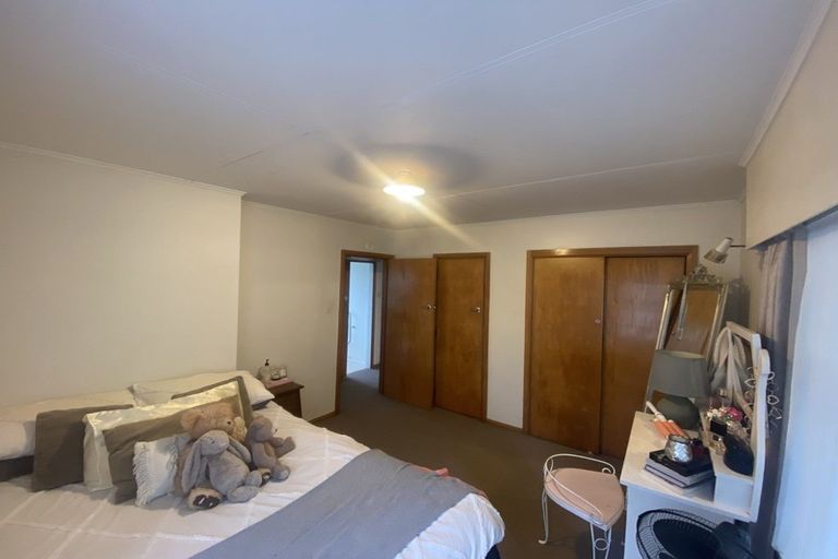 Photo of property in 1a Wood Street, Takaro, Palmerston North, 4410