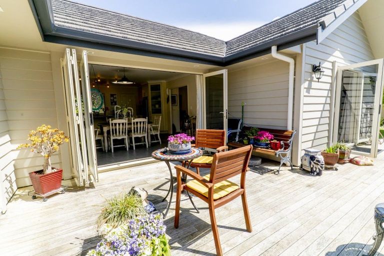 Photo of property in 6 Crosby Street, Havelock North, 4130