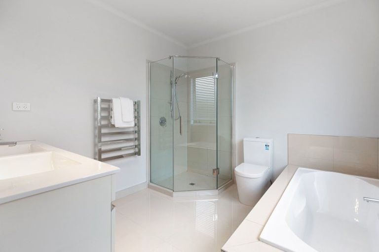 Photo of property in 59 Benmore Crescent, Pyes Pa, Tauranga, 3112