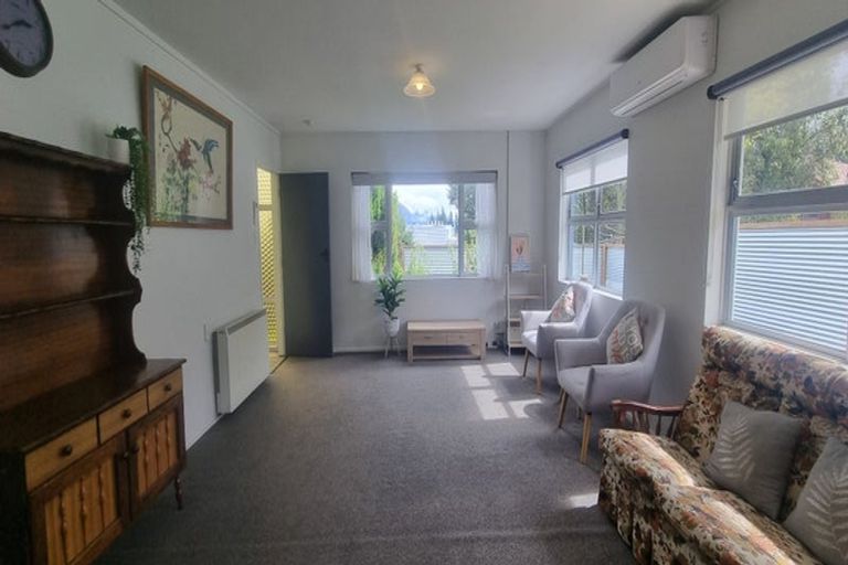 Photo of property in 32 Sydney Street, Queenstown, 9300