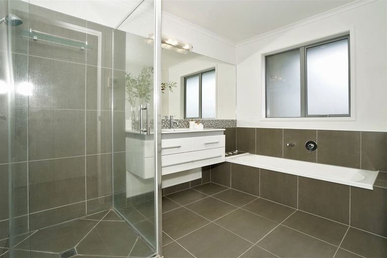 Photo of property in 1 Bos Crescent, Flagstaff, Hamilton, 3210