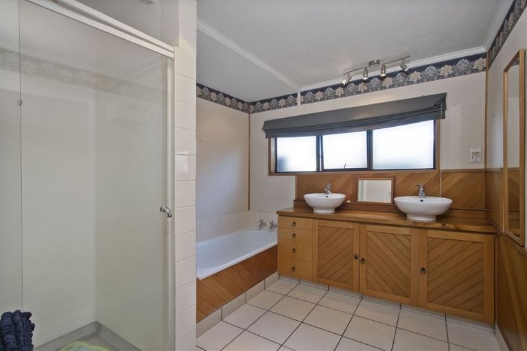 Photo of property in 12 Woodglen Drive, Woodend, 7610