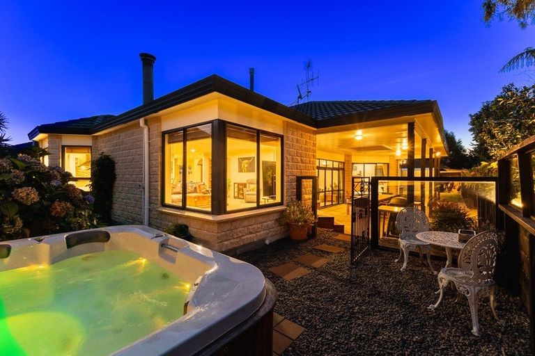 Photo of property in 9b Wood Leigh, Paraparaumu Beach, Paraparaumu, 5032