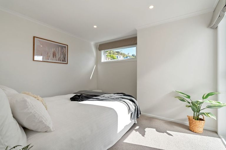 Photo of property in 68 Kinghorne Street, Strathmore Park, Wellington, 6022