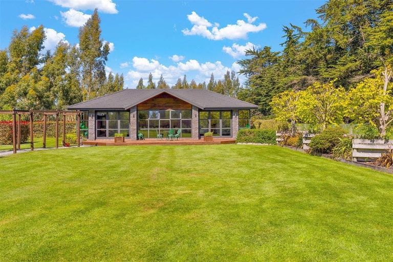 Photo of property in 43 Birchdale Place, Ohoka, Kaiapoi, 7692