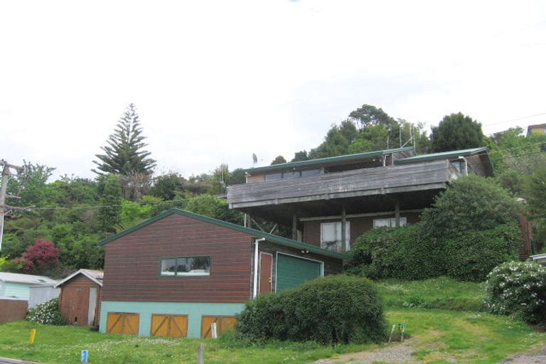 Photo of property in 21 Harbour View Road, Omokoroa, 3114