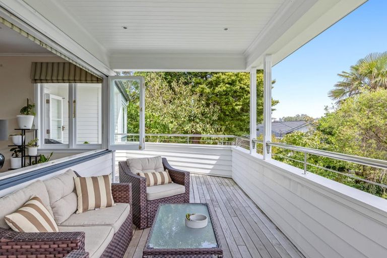 Photo of property in 18a Willis Street, Torbay, Auckland, 0630