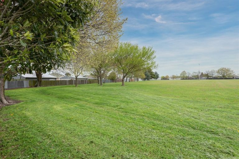 Photo of property in 51 Blankney Street, Hornby, Christchurch, 8042