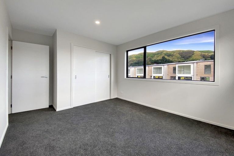 Photo of property in 5 Tokitoki Way, Kenepuru, Porirua, 5022