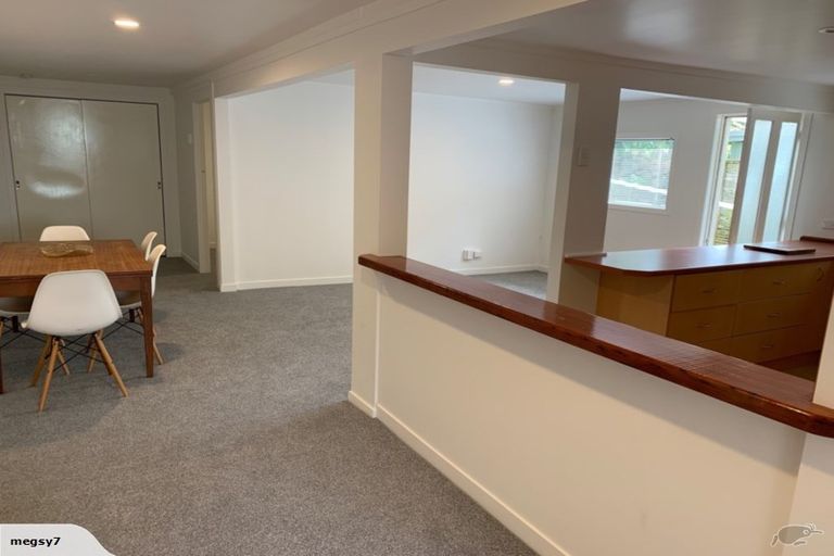 Photo of property in 18 Vauxhall Road, Devonport, Auckland, 0624