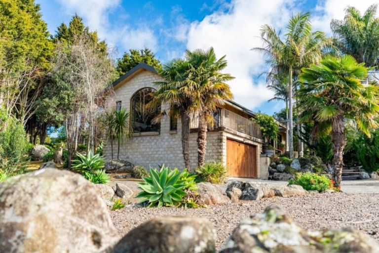 Photo of property in 261 Matarau Road, Matarau, Kamo, 0185