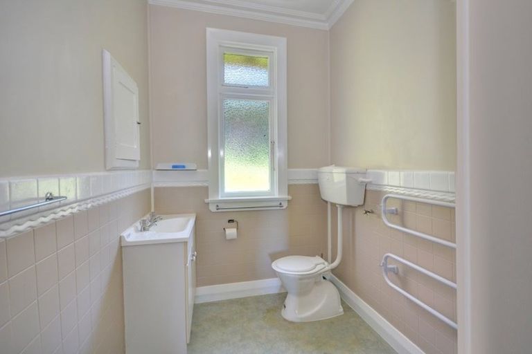 Photo of property in 28 Forbury Road, Forbury, Dunedin, 9012