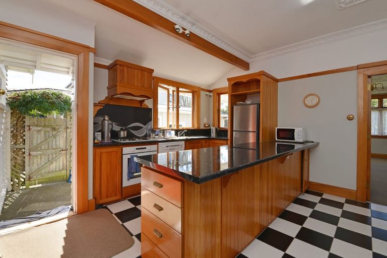 Photo of property in 11 Birch Street, Hutt Central, Lower Hutt, 5010