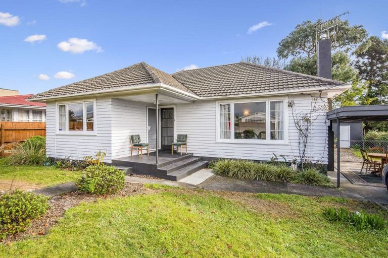 Photo of property in 6 Mabel Street, Levin, 5510