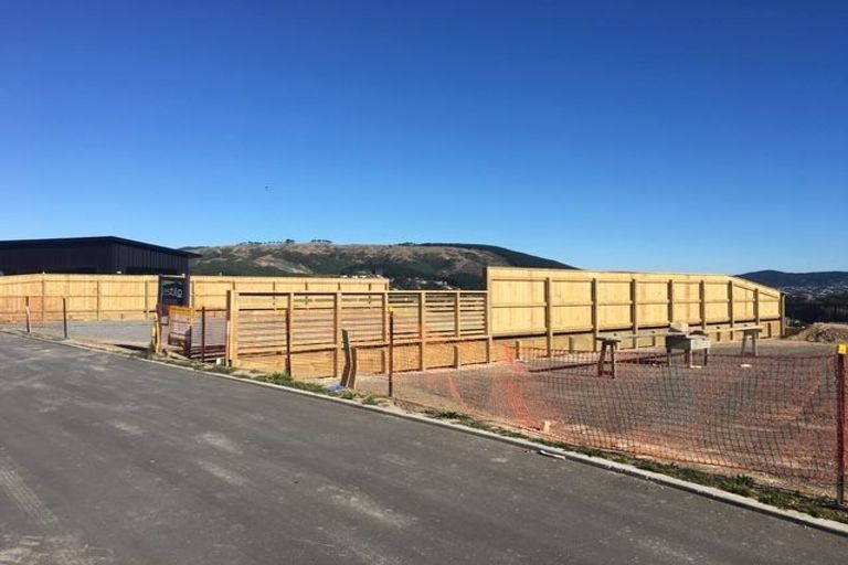 Photo of property in 16 Omaka Place, Aotea, Porirua, 5024