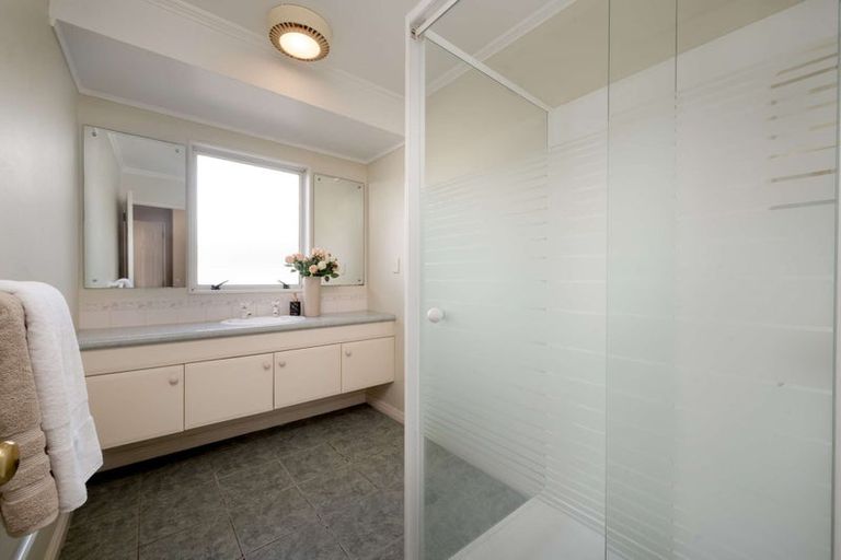 Photo of property in 28 Astoria Place, Northpark, Auckland, 2013