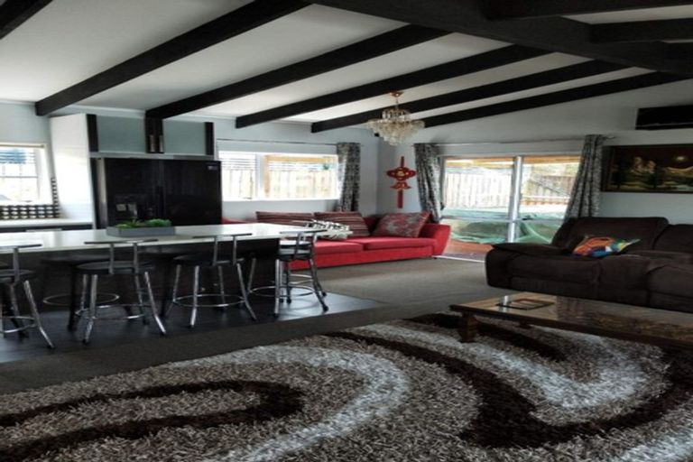 Photo of property in 57c Kamara Road, Glen Eden, Auckland, 0602