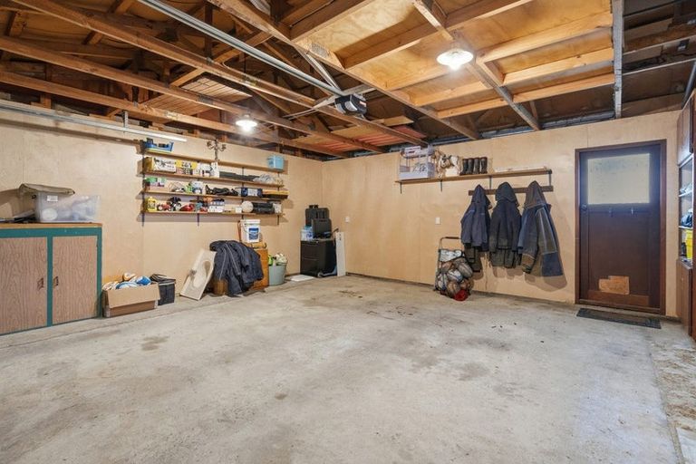 Photo of property in 9 Kerwood Place, Gore, 9710