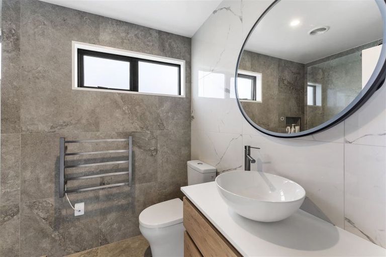 Photo of property in 208 Penruddock Rise, Westmorland, Christchurch, 8025