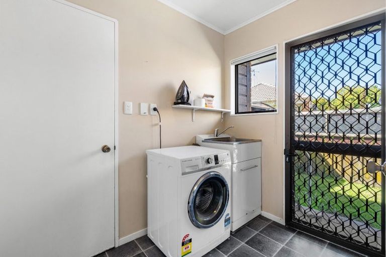 Photo of property in 3a Princes Street, Cambridge, 3434