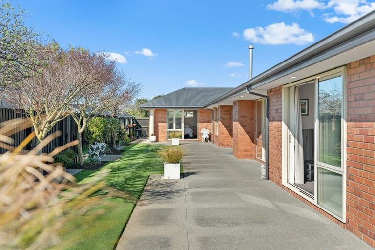 Photo of property in 22 Burbank Drive, Aidanfield, Christchurch, 8025