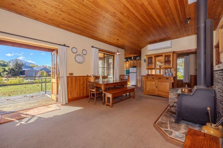 Photo of property in 7 Mclellan Place, Albert Town, Wanaka, 9305