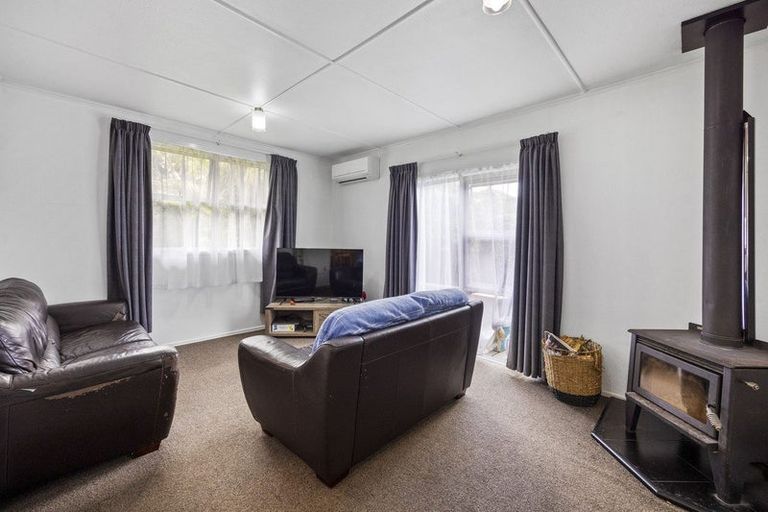 Photo of property in 3 Rangauri Street, Manaia, 4612