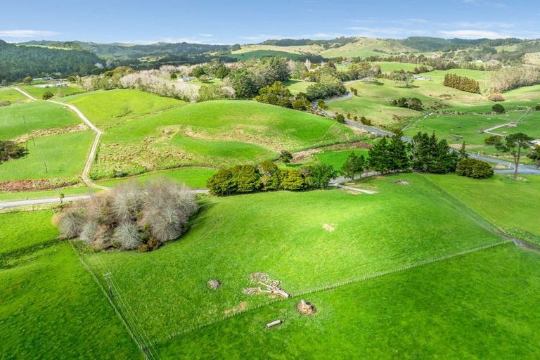 Photo of property in 650 Komokoriki Hill Road, Makarau, Warkworth, 0981