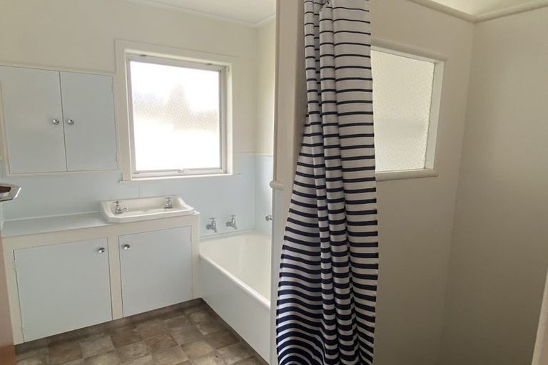 Photo of property in 14 Kakamutu Road, Otorohanga, 3900