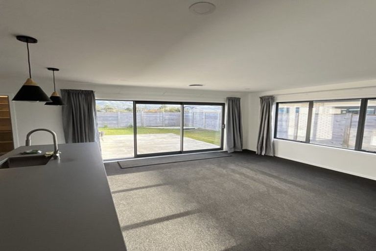 Photo of property in 26 Filmer Crescent, Wallaceville, Upper Hutt, 5018